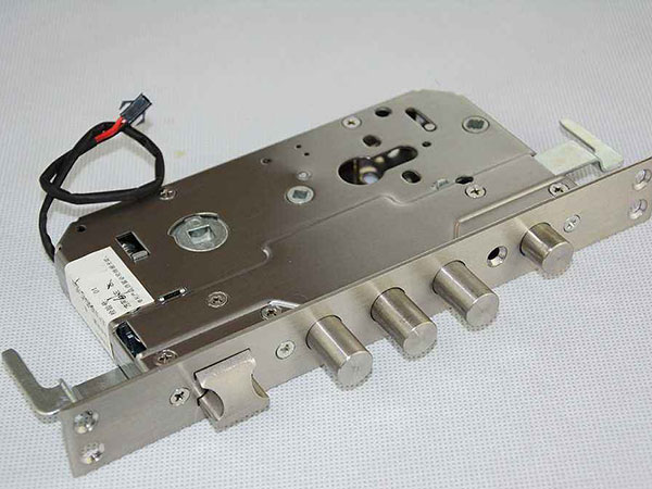 金平24小时上门开锁公司